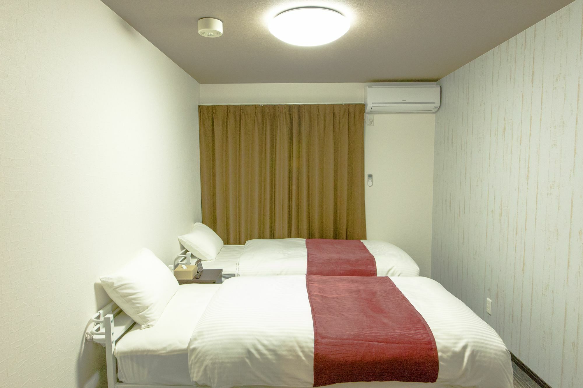 Japaning Hotel Kinkakuji Kitano Hakubaicho Kioto Exterior foto